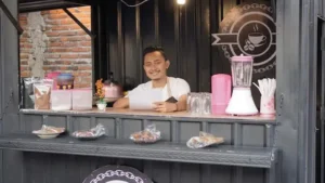 كونتينر فود ترك